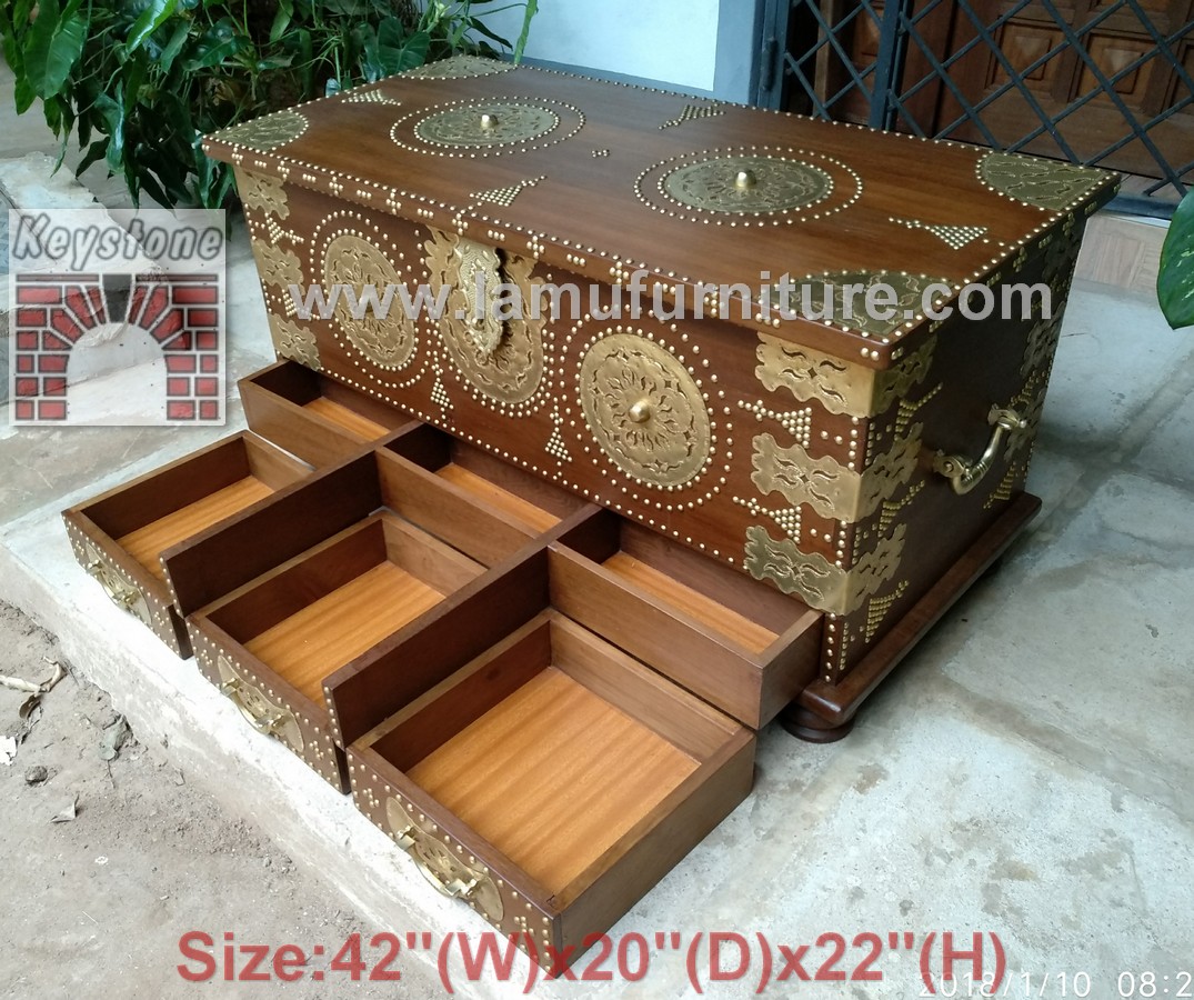 Large Chest 12